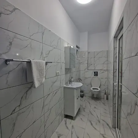 Habitación en casa particular Casa Nicola Două Mai